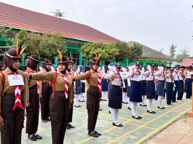 MTs N 2 Lampung Timur Kirim Empat Regu dalam Perlombaan Baris-Berbaris HUT Ke-81 RI di Raman Utara